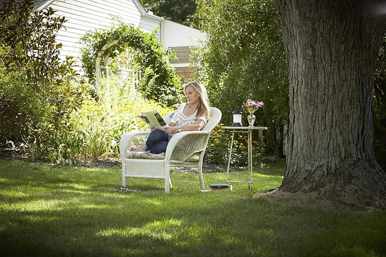 ThermaCELL Patio Shield Lantern Dark Bronze 4 ThermaCELL Patio Shield Lantern Dark Bronze - Image 4